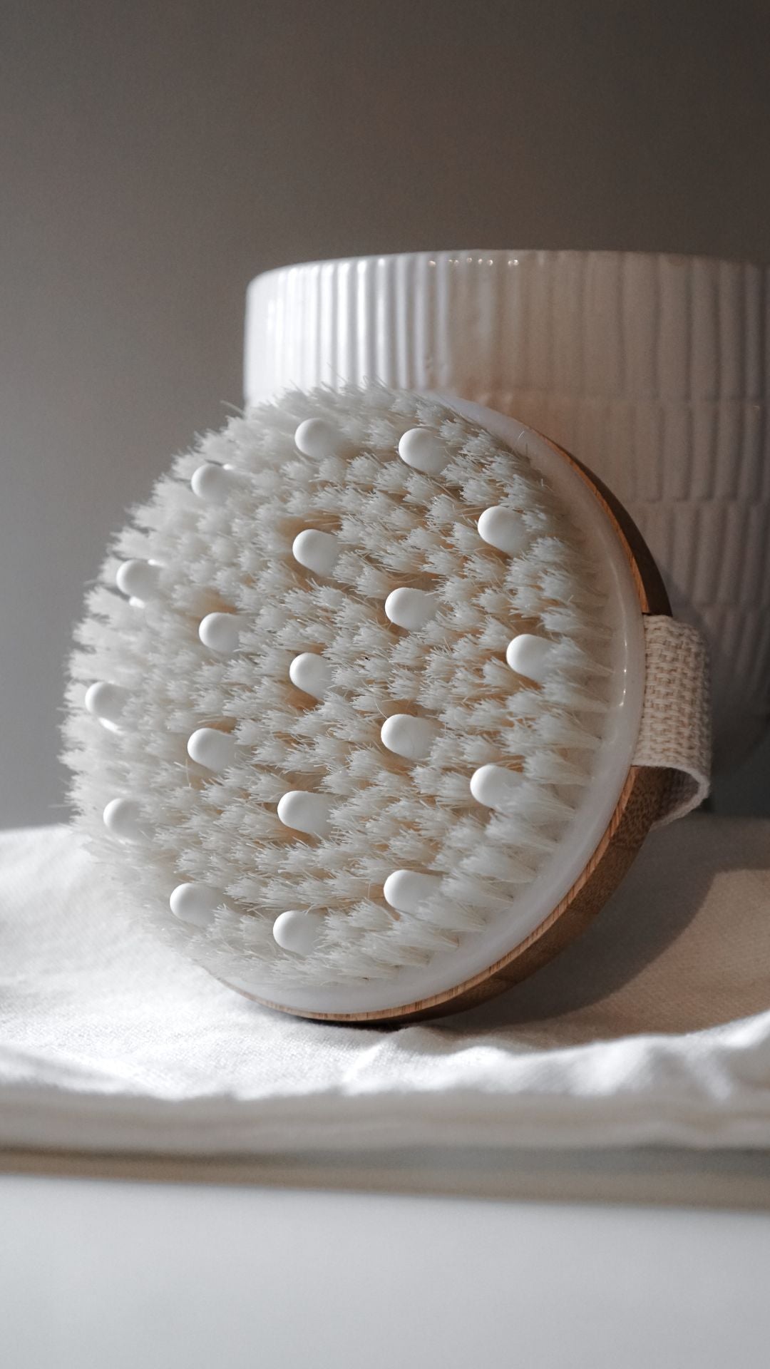 Lymphatic Drainage Exfoliating Dry Brush